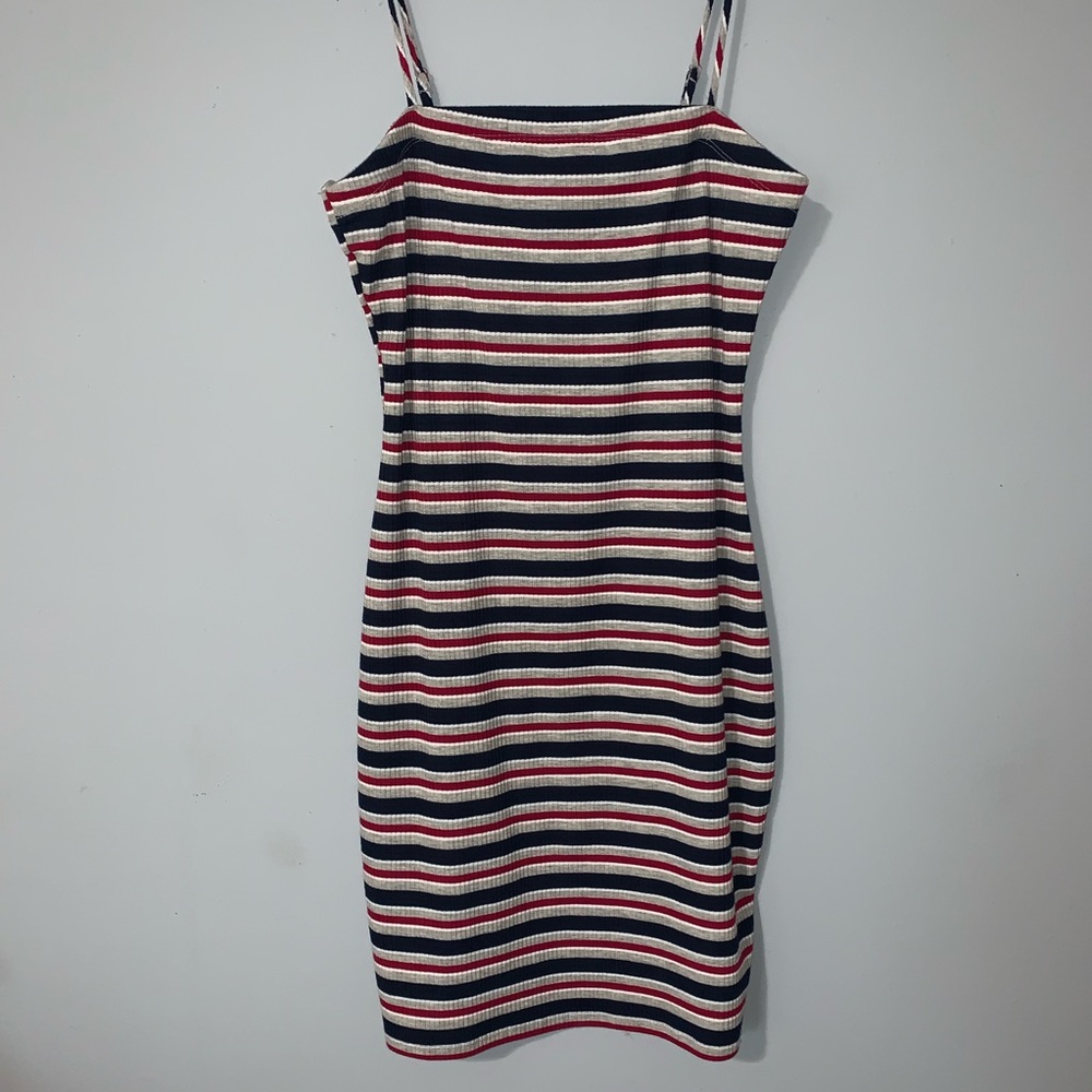 Ribbed bodycon dress